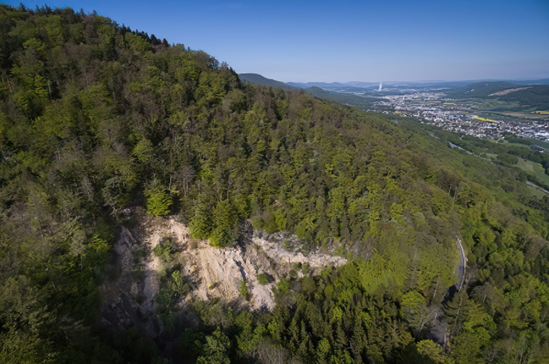 Nack mit Nackhöhle oberhalb Egerkingen